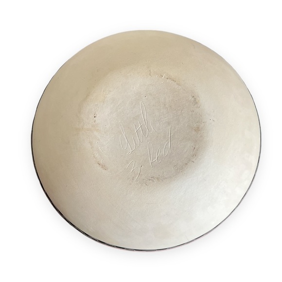 Desert Pueblo Hand Painted Stoneware Large Pottery Feather Signed Little Red 3‎ - Picture 4 of 8